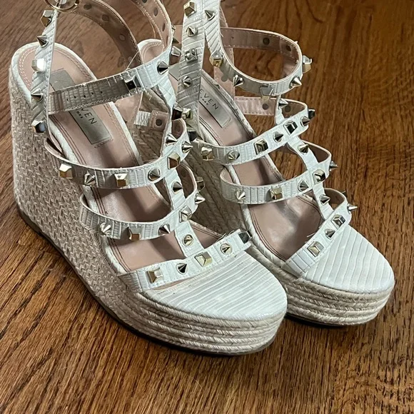 STEVEN size 7 strappy studded wedge sandal - Picture 5 of 5